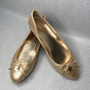 BCBGeneration women's Wallee gold studded ballet flats. Sz 8. NWOB